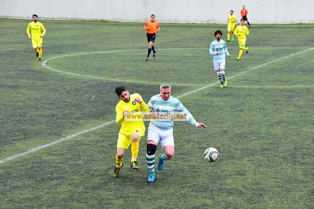 İstanbul Sahilspor tam yol gidiyor