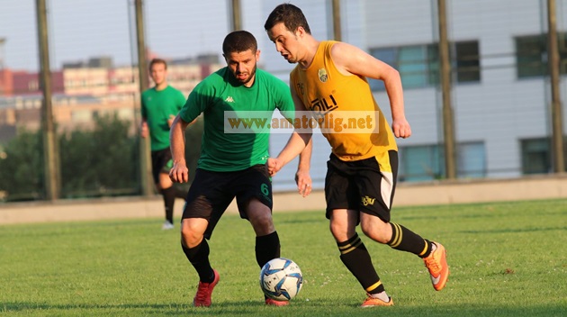 Yenibosna Küçükköyspor’u ilk 10 dakikada geçti