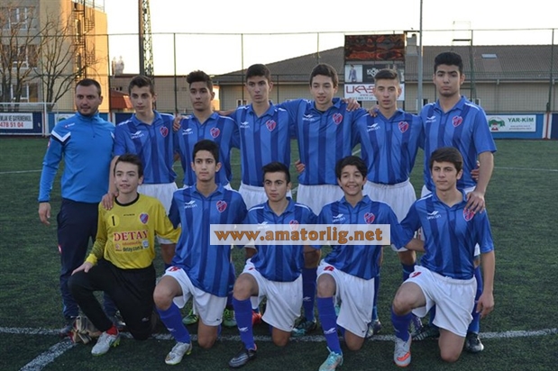 Selimiyespor şampiyon olarak ipi göğüsledi