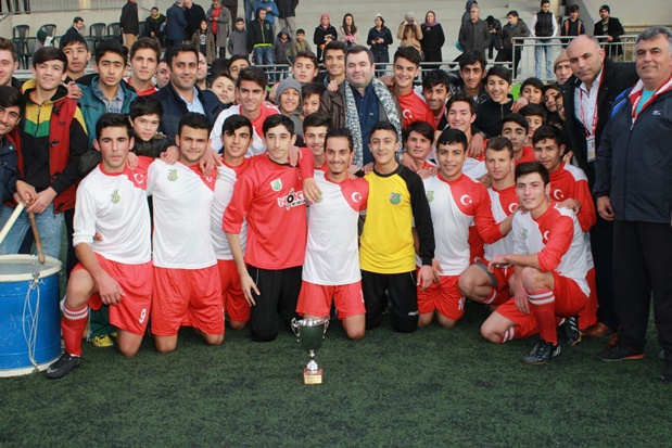 Yeşil Esenyurtspor yenilgisiz şampiyon