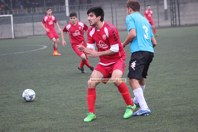 Sultançiftliğispor’un gençleri tat veriyor