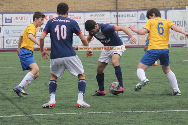 Selimiyespor rahat kazandı