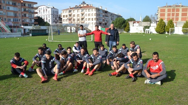 Kramponları çöpe attılar, maça çıkmayacaklar!