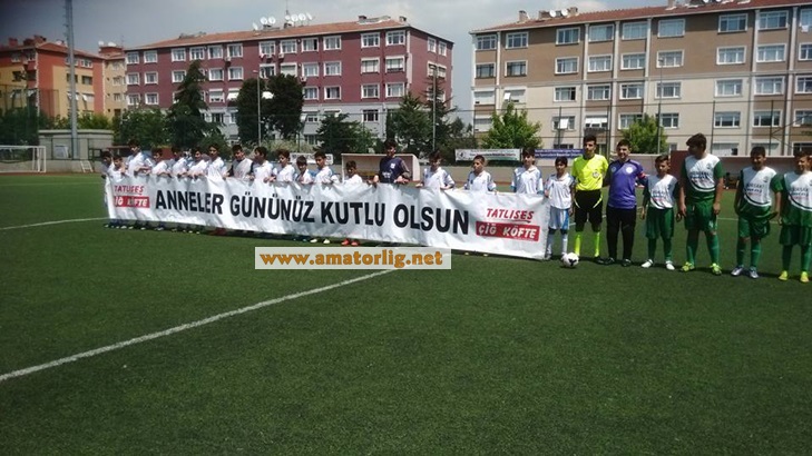 Anneler gününü unutmadılar