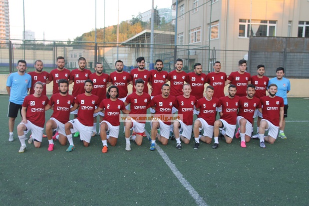 Yeldeğirmenispor sahaya indi