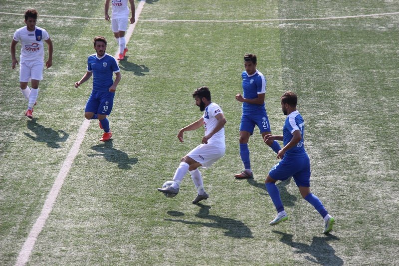 Sultanbeyli Belediyespor penaltılarla turladı
