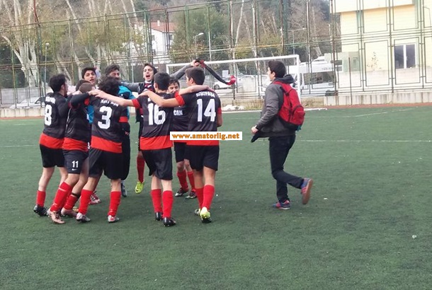 Reşitpaşa, Okmeydanı Fetihspor’u 2 golle geçti