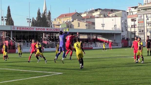 İstanbulspor Kulübü liderliği bırakma niyetinde değil