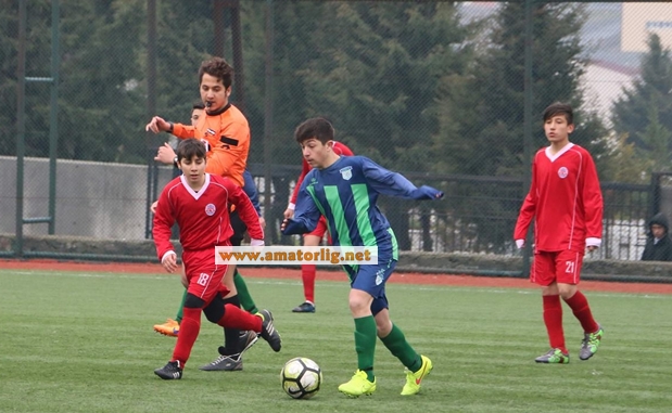 Arnavutköy Belediyespor’dan dört gollü galibiyet