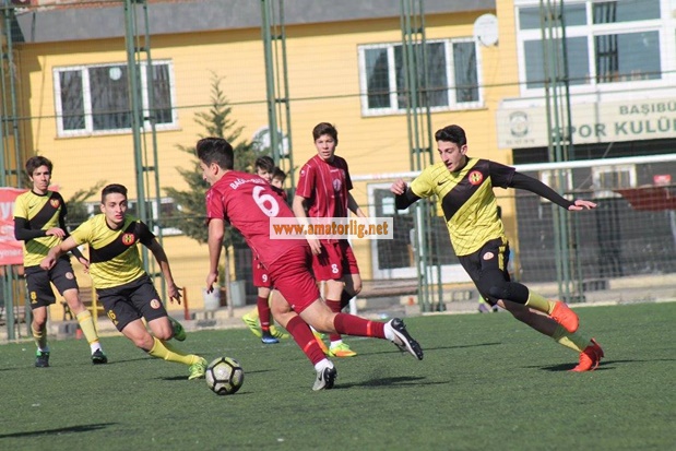 Bağlarbaşıspor şampiyona biletini kaptı