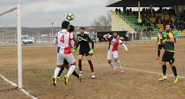 Tunaspor deplasmanda golsüz berabere kaldı