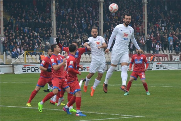 Silivrispor 90+4’te bir puanı kaptı