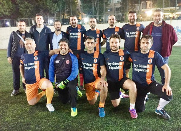 Yedikuleli öğretmenler şampiyon oldu