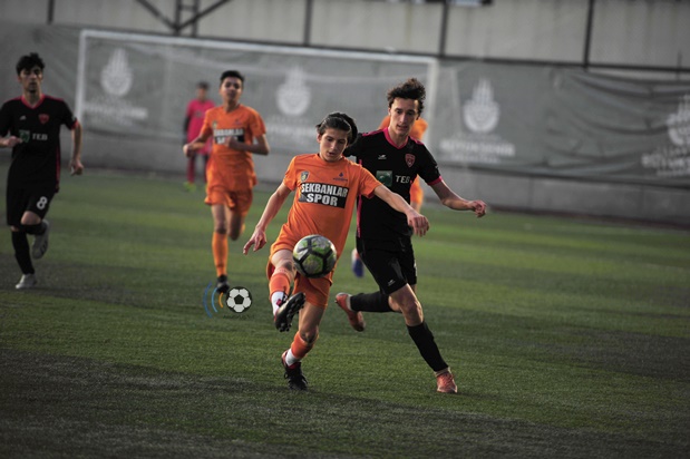 İstanbul Kastamonuspor 2 golle 3 puana ulaştı