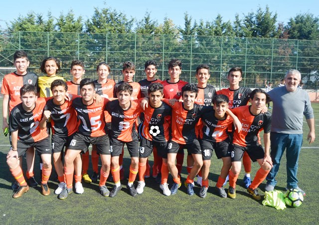 Gazi Mahallesispor liderliği sağlama aldı
