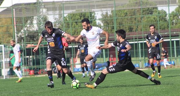 İstanbul Mesudiyespor uzatmada bir puanı kurtardı