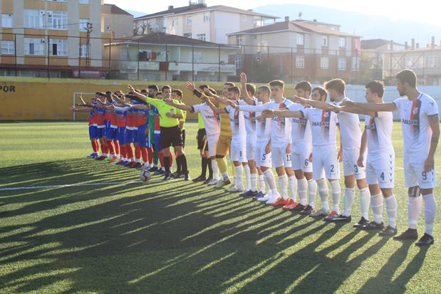 Sultanbeylispor son dakikada üç puandan oldu