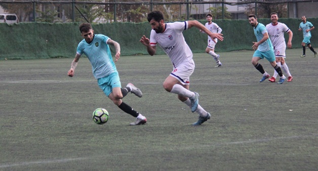 Bayrampaşa Tunaspor üç golle kazandı