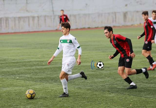Bursaspor Karagümrük’ü ikinci maçta da yendi