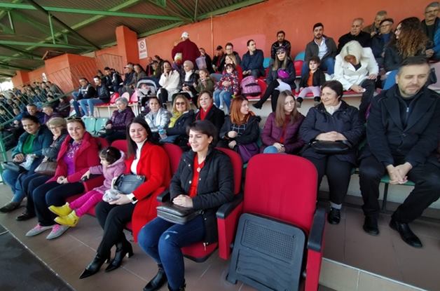 Edirne’de tribünler kadınlara emanet