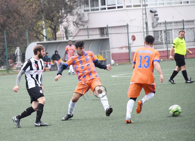 Sefaköy Kartalspor sahasında kazandı