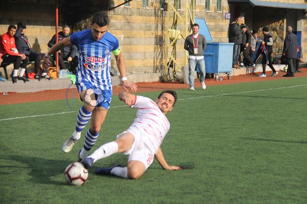 Tunusbağıspor ikinci yarıda kazandı