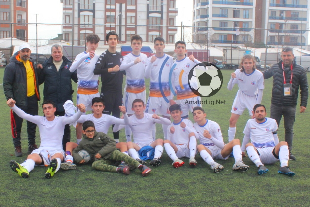 Alibeyköyspor şampiyonluğa koşuyor