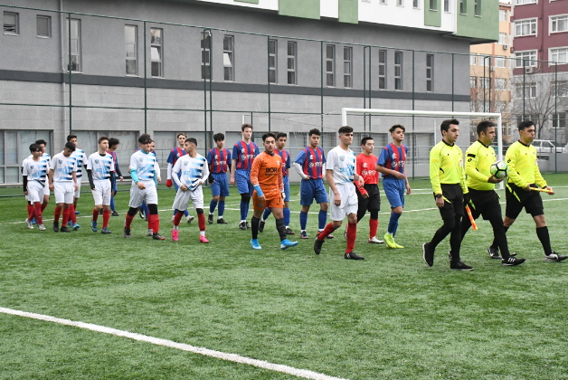 Gültepe Özgençlikspor liderlik koltuğuna oturdu