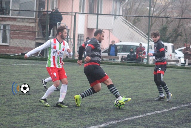 Erteleme maçında kazanan çıkmadı