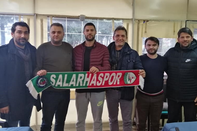 Salarhaspor’dan forvet transferi