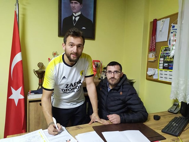 Taşlıtarlaspor’dan iki transfer