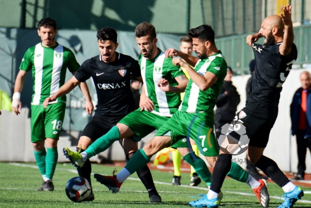 Beşyüzevlerspor zirve mücadelesini bırakmadı