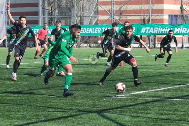 Vefa dört maç sonra kazandı