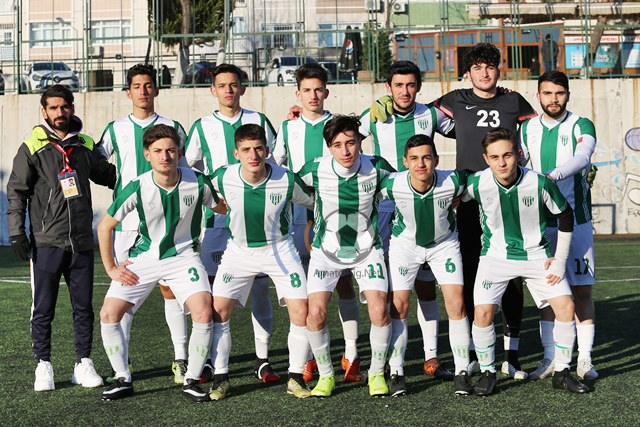 Vefa liderliğini sürdürdü