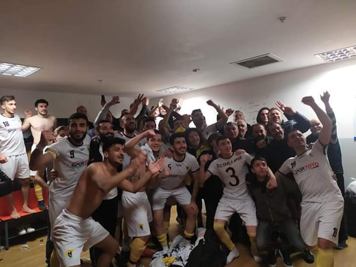 Taşlıtarlaspor kazanmaya alıştı