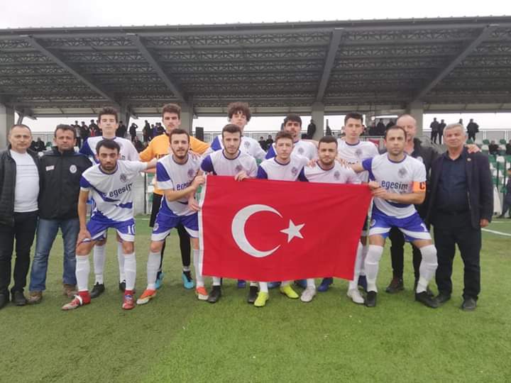 Çanakcaspor liderliği devraldı