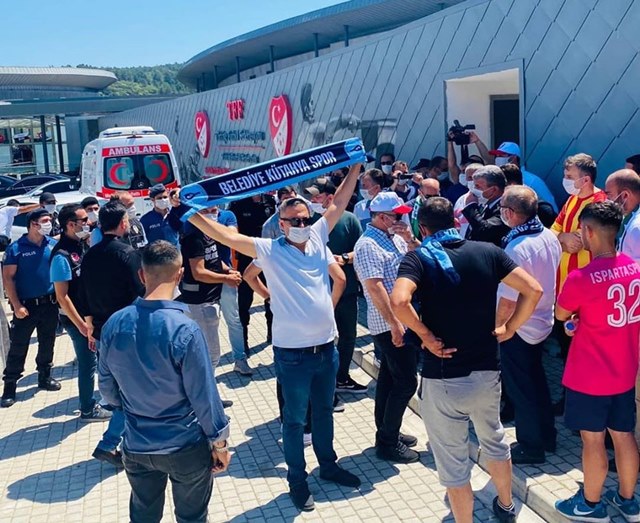 BAL kulüplerinden TFF binası önünde tepki