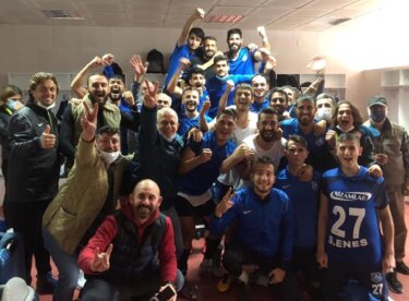 1877 Alemdağspor uzatmalarda 3 puanı kaptı