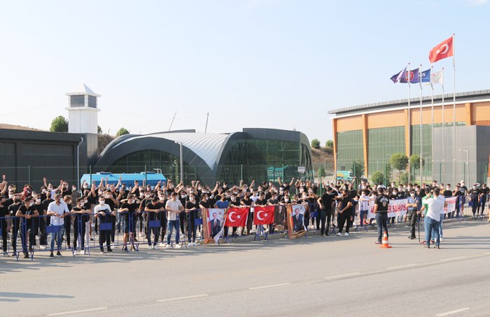 “Açıklama bekliyoruz çaresizliğin en koyu yerindeyiz”