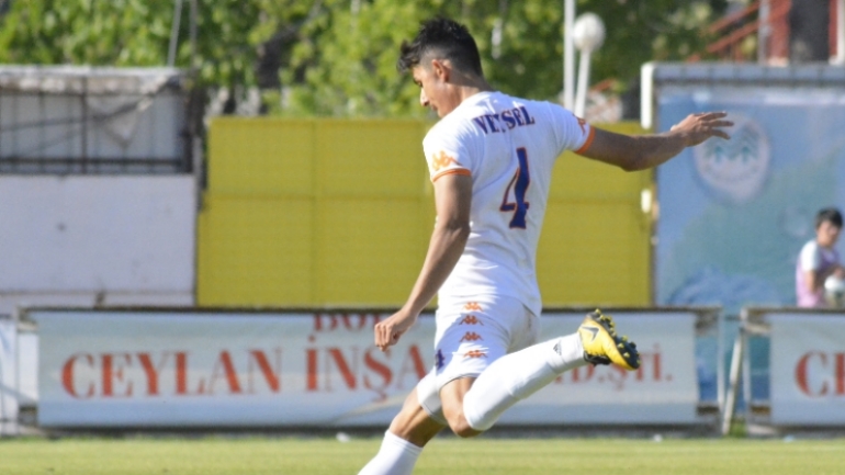 Veysel Gökcan ve Güven Şen Uzunköprüspor’da