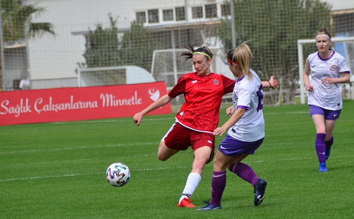 Kadın Futbol Liginde 2. gün geride kaldı