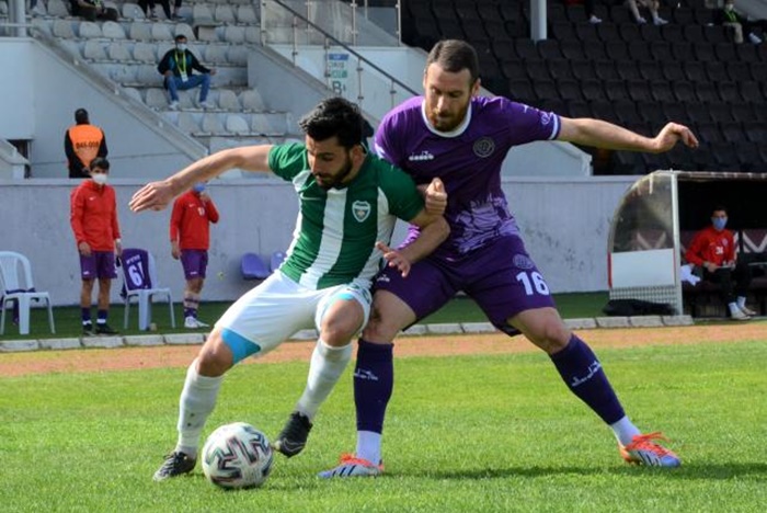 Sultanbeyli Belediyespor umutlarını son haftalara taşıdı