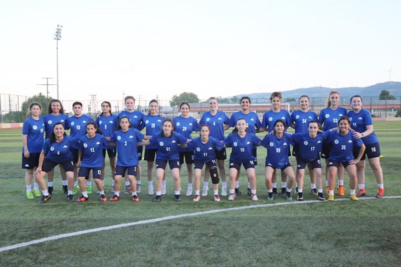 Çatalca Belediyespor kadın futbol takımı kurdu