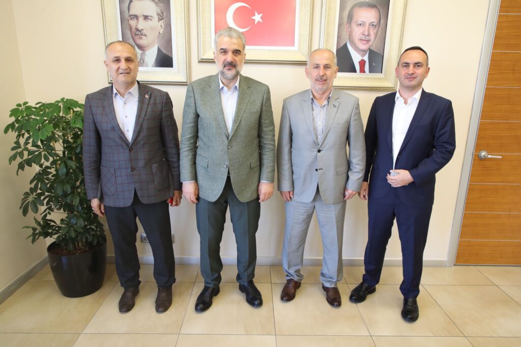 Fikret Sivri’den Ak Parti İl Başkanı’na ziyaret