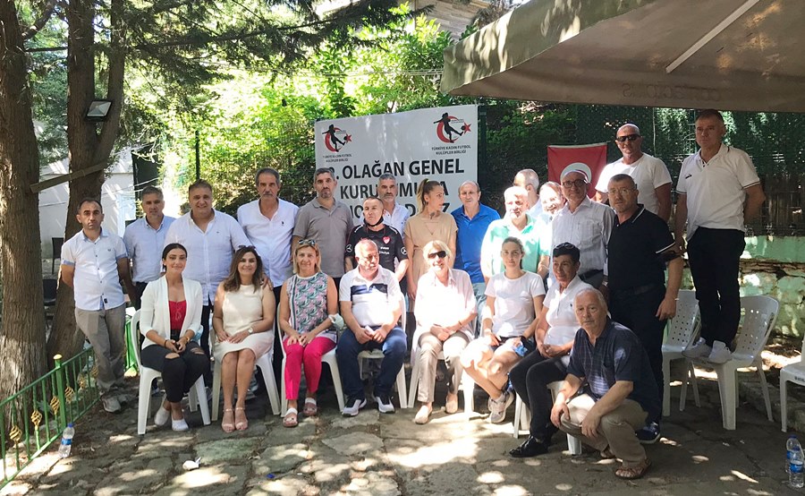 Kadın Futbol Kulüpler Birliğinde Başkan değişmedi