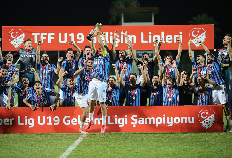 Gelişim Liginde şampiyon Trabzonspor