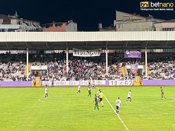 Büyükçekmece Tepecikspor eksik kadro ile fark yedi