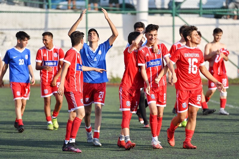 Zafer Kupası’nın Şampiyonu Emirefendispor oldu