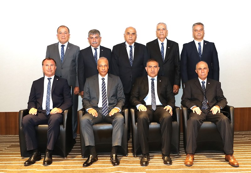 Kulüplerin dediği oldu Tatlı istifa etti