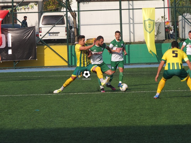 Ayazağa 3 puanı 3 golle aldı